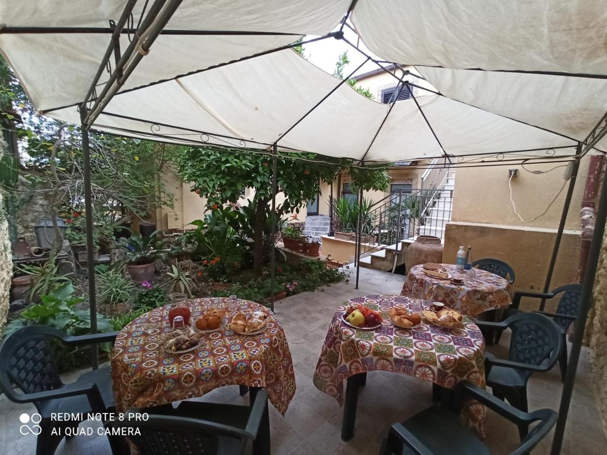 B&B Il Melograno Antico Con Terrazza E Giardino Агридженто Экстерьер фото