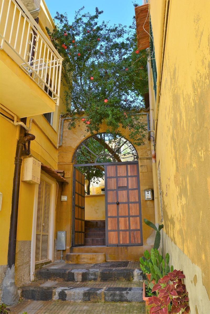 B&B Il Melograno Antico Con Terrazza E Giardino Агридженто Экстерьер фото