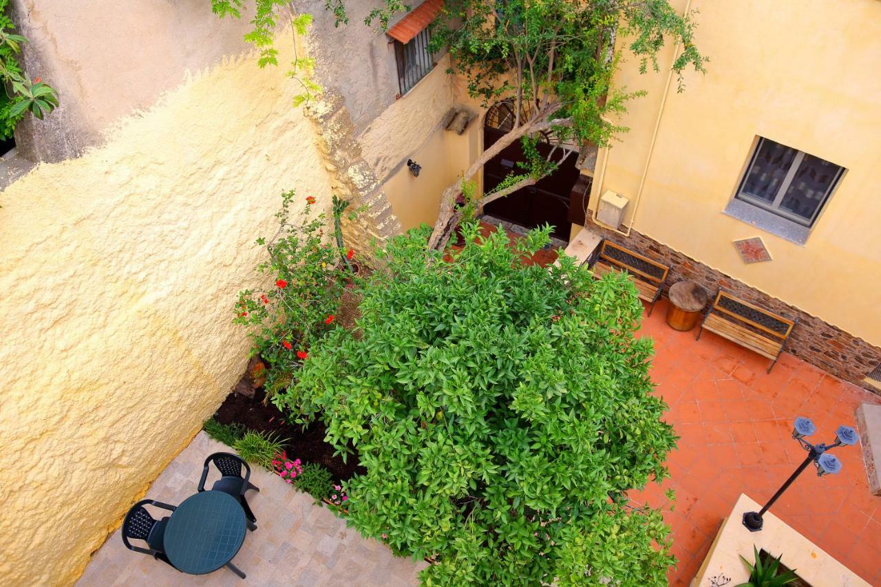 B&B Il Melograno Antico Con Terrazza E Giardino Агридженто Экстерьер фото