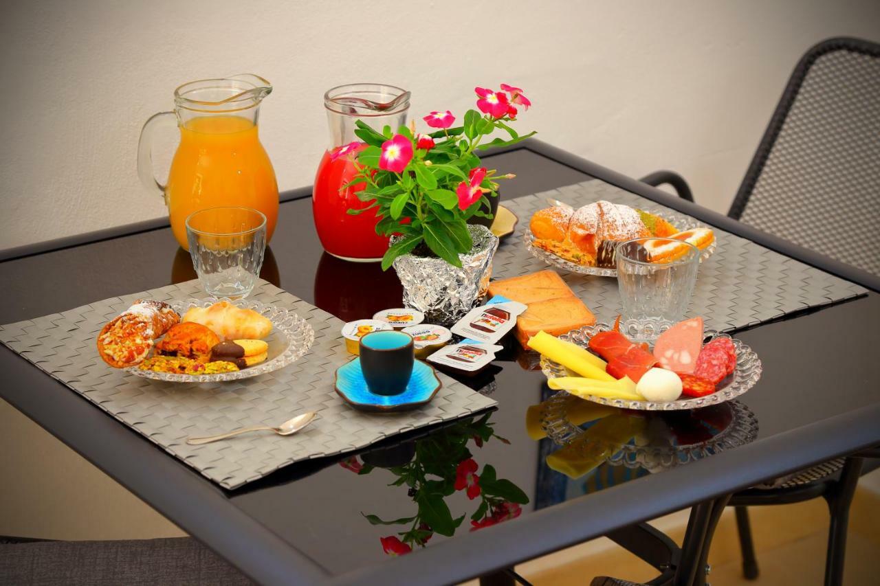 B&B Il Melograno Antico Con Terrazza E Giardino Агридженто Экстерьер фото